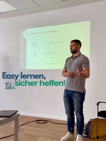 Instagram-Reel vom 25. Juli: Vergiss alles, was Du über langweilige Erste-Hilfe-Kurse kennst